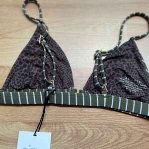 ❌SOLD ❌ACACIA Lawai Top Petite